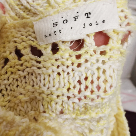 Jolie Yellow Sweater / Wide Stitch / Size Small - Picture 4 of 4